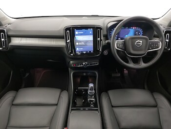 Used Volvo XC40 2024 for sale - 77170112: Photo