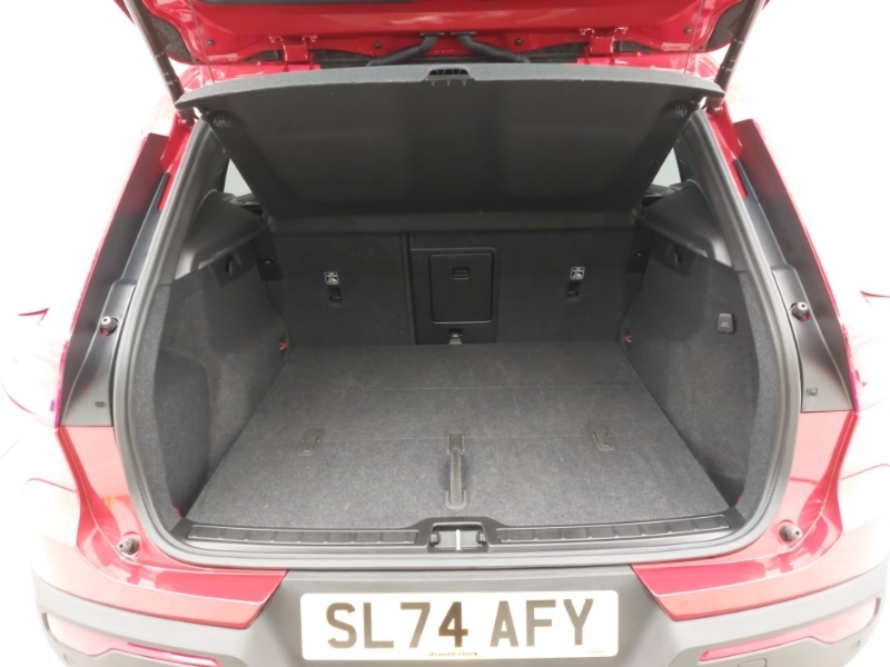 Used Volvo XC40 2024 for sale - 77875630: Photo 8