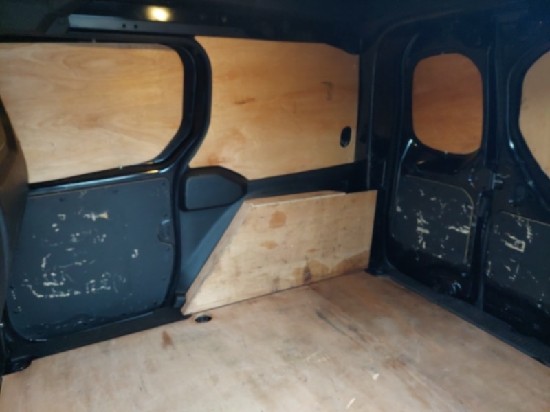 Used Renault Kangoo 2024 for sale - 77229048: Photo 6