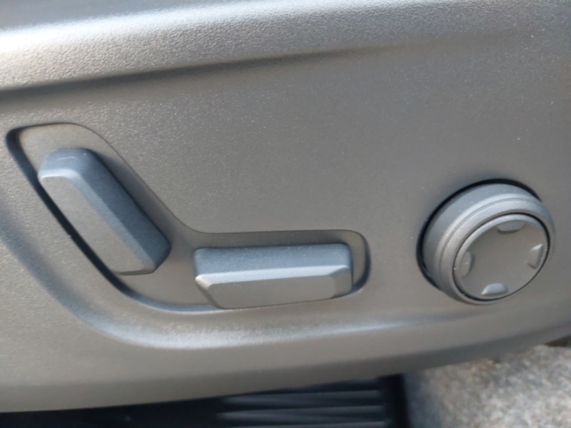 Used Volvo XC40 2025 for sale - 77420054: Photo 12