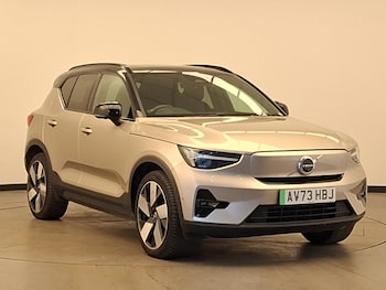 Used Volvo XC40 2023 for sale - 78799709: Photo