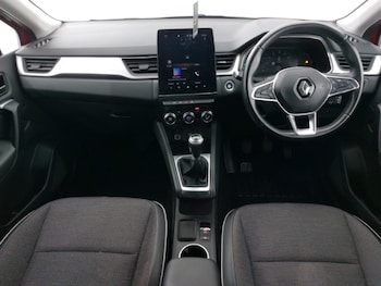 Used Renault Captur 2021 for sale - 76182802: Photo 2