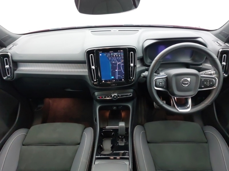 Used Volvo XC40 2022 for sale - 76838799: Photo 2