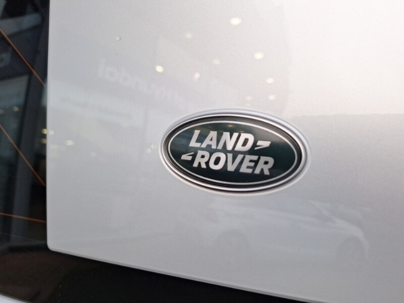 Used Land Rover Defender 2021 for sale - 77252960: Photo 12