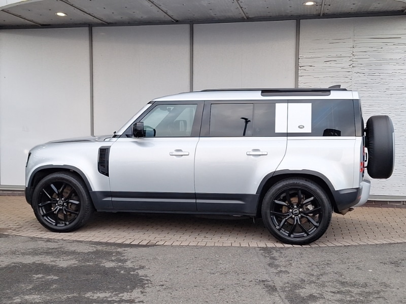 Used Land Rover Defender 2021 for sale - 77252960: Photo 4