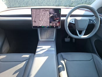 Used Tesla Model Y 2025 for sale - 79498402: Photo