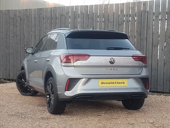 Used Volkswagen T-Roc 2025 for sale - 77611282: Photo