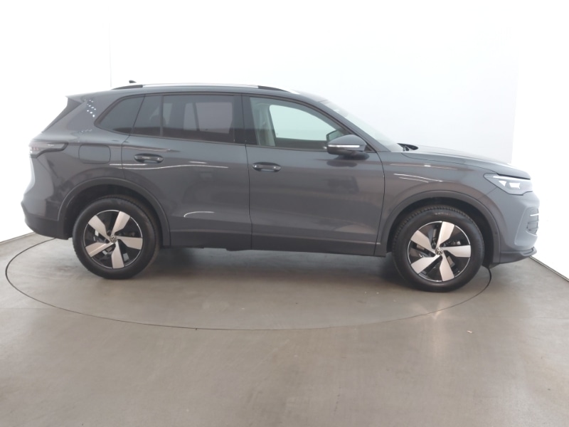 Used Volkswagen Tiguan 2024 for sale - 77130337: Photo 4