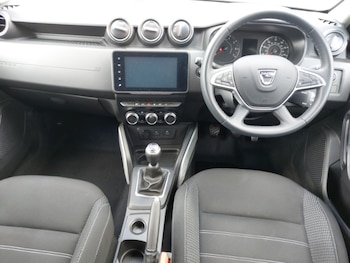 Used Dacia Duster 2022 for sale - 78225512: Photo