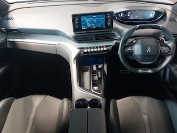 Used Peugeot 5008 2024 for sale - 75807641: Photo