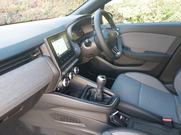 Used Renault Clio 2025 for sale - 76225694: Photo 5