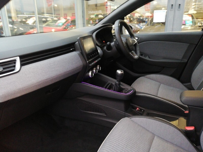 Used Renault Clio 2024 for sale - 77876583: Photo 5