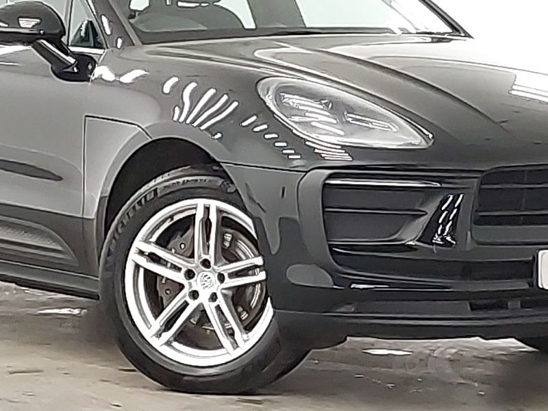 Used Porsche Macan 2021 for sale - 77876016: Photo 9