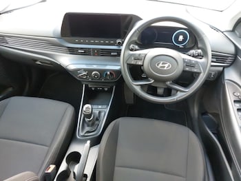 Used Hyundai i20 2025 for sale - 77771889: Photo