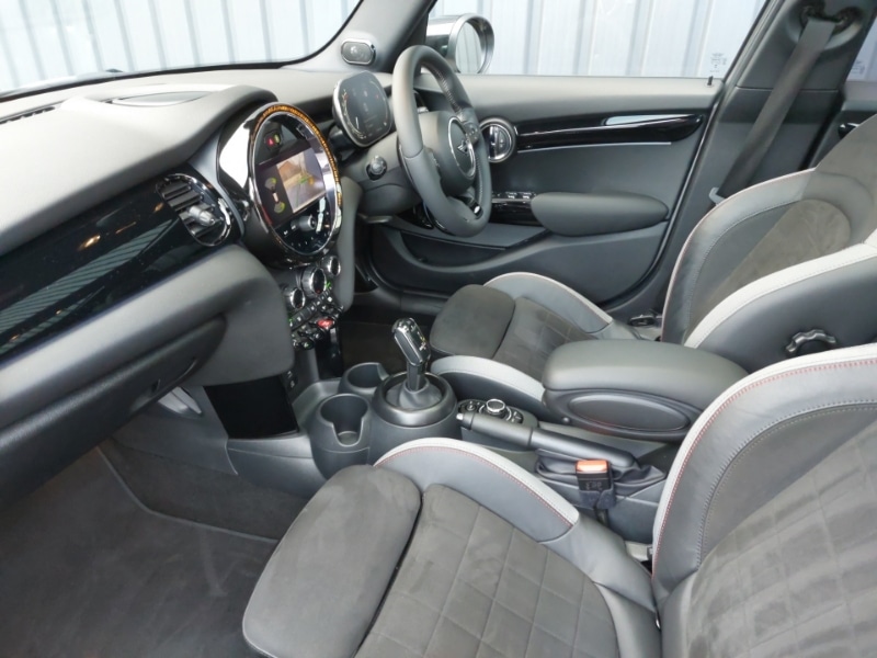 Used MINI Hatch 2023 for sale - 77624608: Photo 5