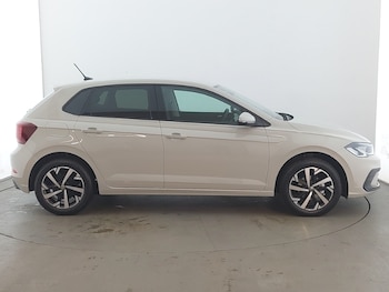 Used Volkswagen Polo 2025 for sale - 76951997: Photo