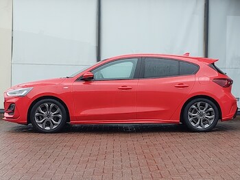 Used Ford Focus 2023 for sale - 78410637: Photo