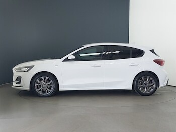 Used Ford Focus 2022 for sale - 76407841: Photo