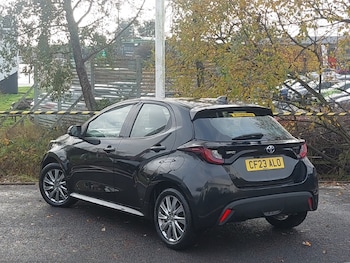 Used Toyota Yaris 2023 for sale - 77066192: Photo