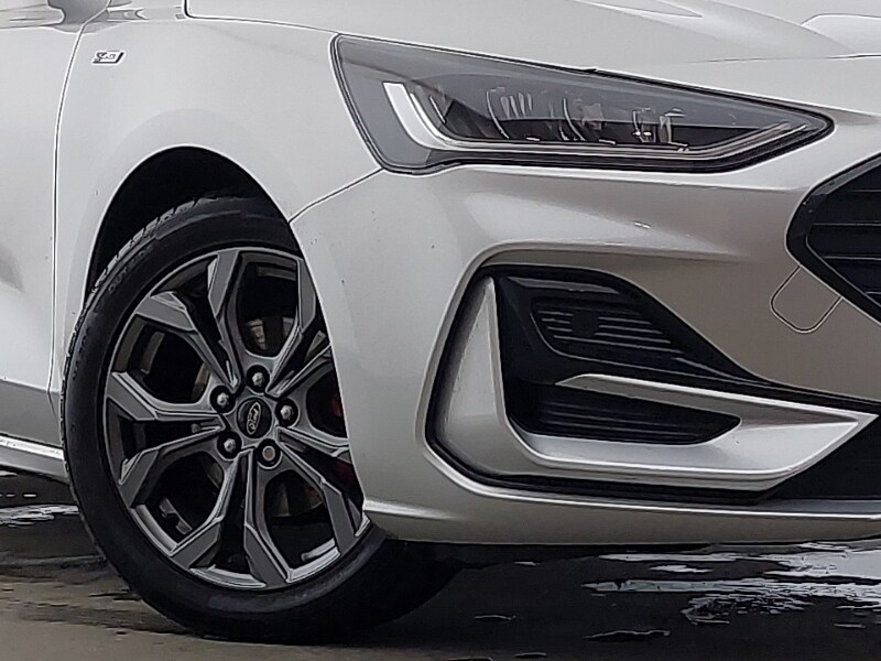 Used Ford Focus 2023 for sale - 77549132: Photo 9