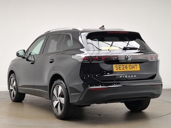 Used Volkswagen Tiguan 2024 for sale - 75674721: Photo
