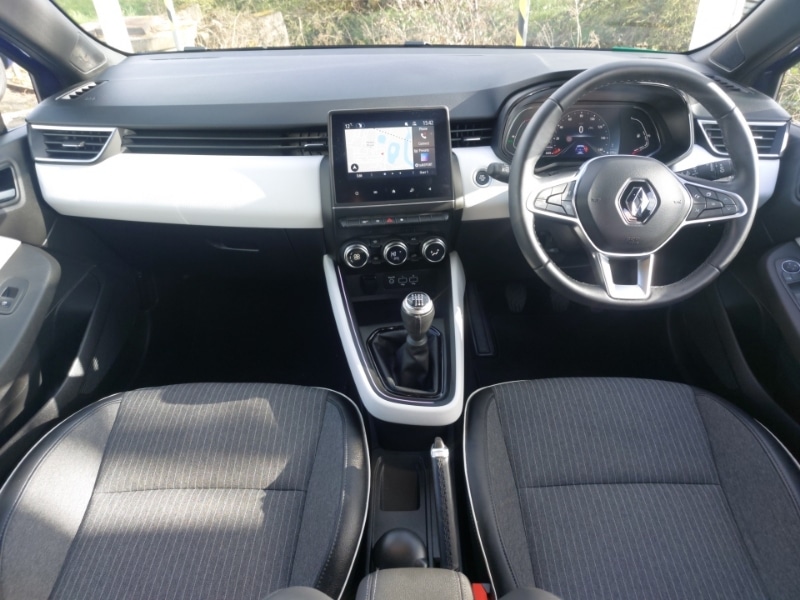 Used Renault Clio 2022 for sale - 78046127: Photo 2