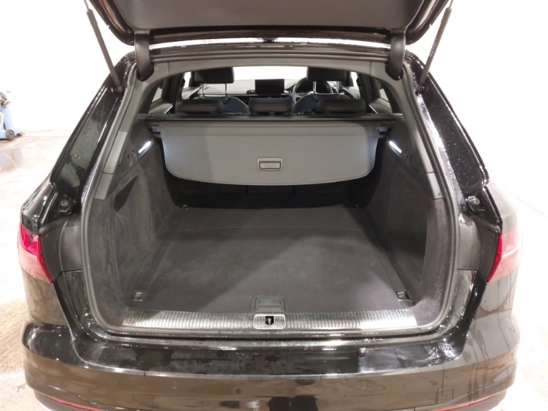 Used Audi A4 2021 for sale - 76911996: Photo 8