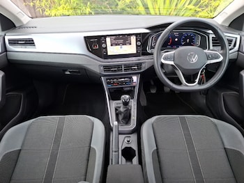 Used Volkswagen Polo 2023 for sale - 78480680: Photo