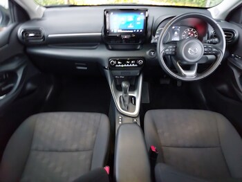 Used Mazda Mazda2 HYBRID 2024 for sale - 77449344: Photo