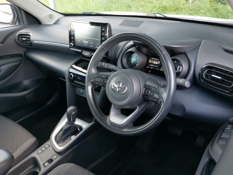 Used Toyota Yaris Cross 2022 for sale - 76532819: Photo 12