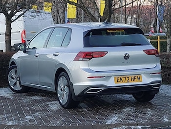 Used Volkswagen Golf 2022 for sale - 77338995: Photo