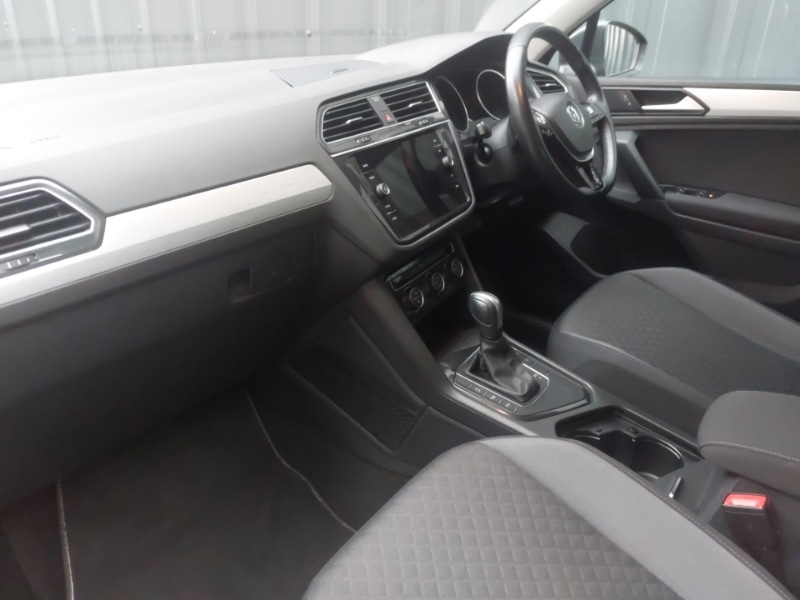Used Volkswagen Tiguan 2020 for sale - 76497885: Photo 5
