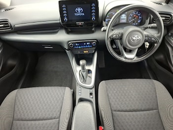 Used Toyota Yaris 2023 for sale - 78490716: Photo