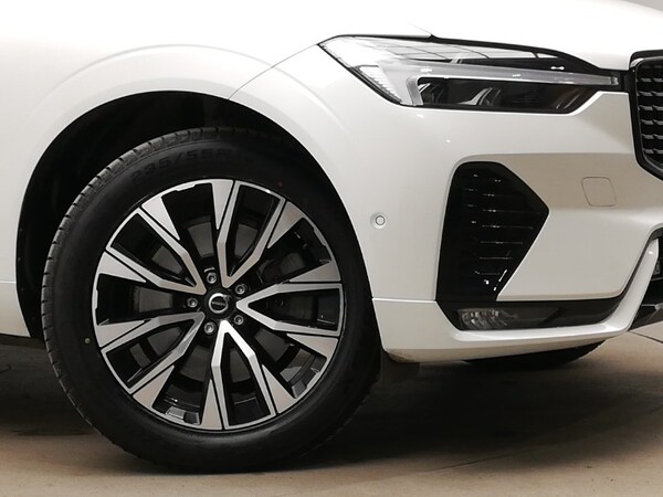Used Volvo XC60 2023 for sale - 76262087: Photo 9