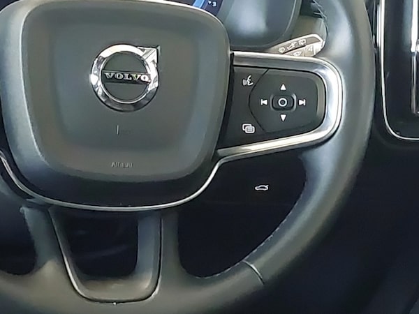 Used Volvo XC40 2024 for sale - 76321168: Photo 11
