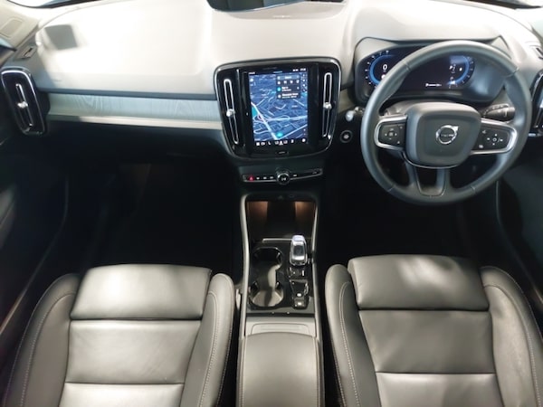 Used Volvo XC40 2024 for sale - 76321168: Photo 2