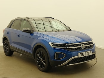Used Volkswagen T-Roc 2023 for sale - 78952566: Photo