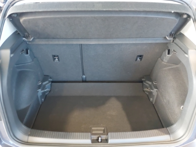 Used Volkswagen T-Cross 2023 for sale - 76656879: Photo 8