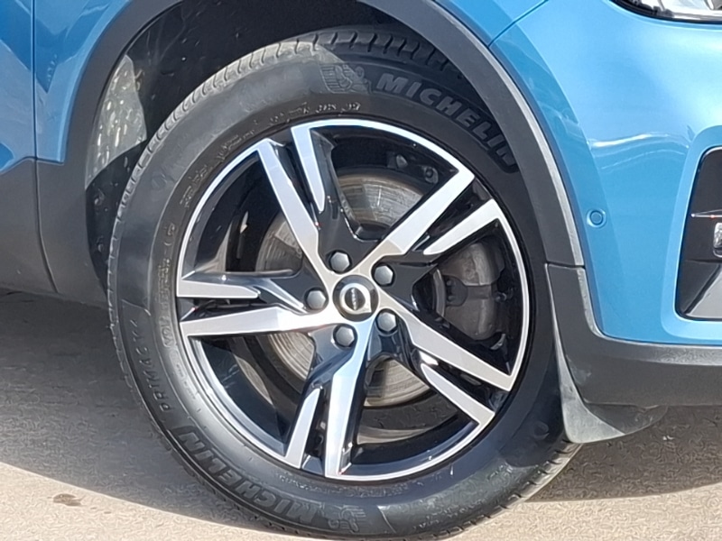 Used Volvo XC40 2023 for sale - 78041663: Photo 9