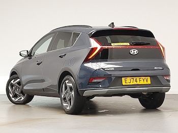 Used Hyundai BAYON 2024 for sale - 76165637: Photo 3