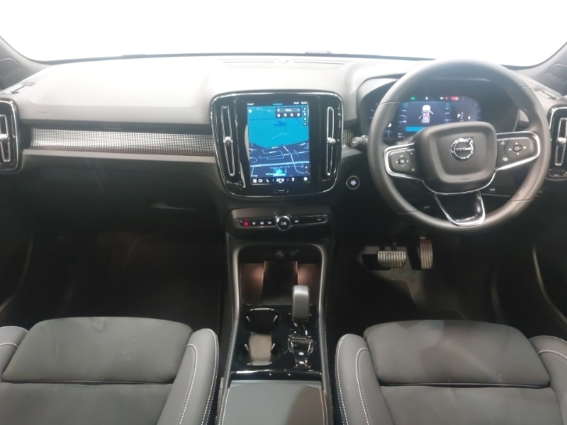 Used Volvo XC40 2024 for sale - 76907503: Photo 2