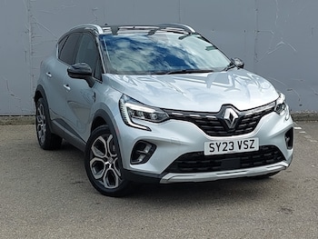 Used Renault Captur 2023 for sale - 78343372: Photo