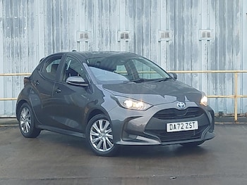 Used Toyota Yaris 2022 for sale - 78476392: Photo