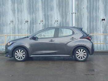 Used Toyota Yaris 2022 for sale - 78476392: Photo