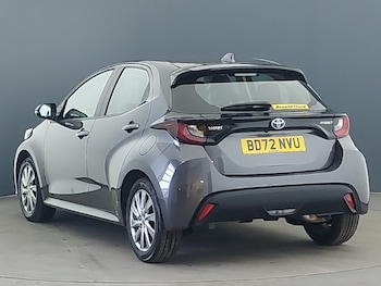 Used Toyota Yaris 2022 for sale - 77434229: Photo