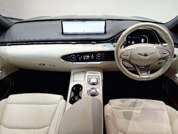 Used Genesis GV70 2023 for sale - 76353779: Photo