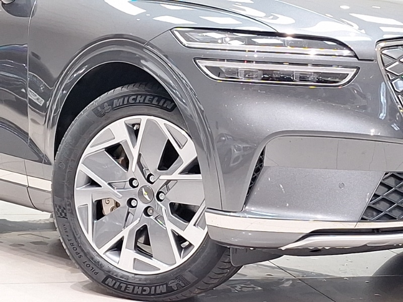 Used Genesis GV70 2023 for sale - 76353779: Photo 9