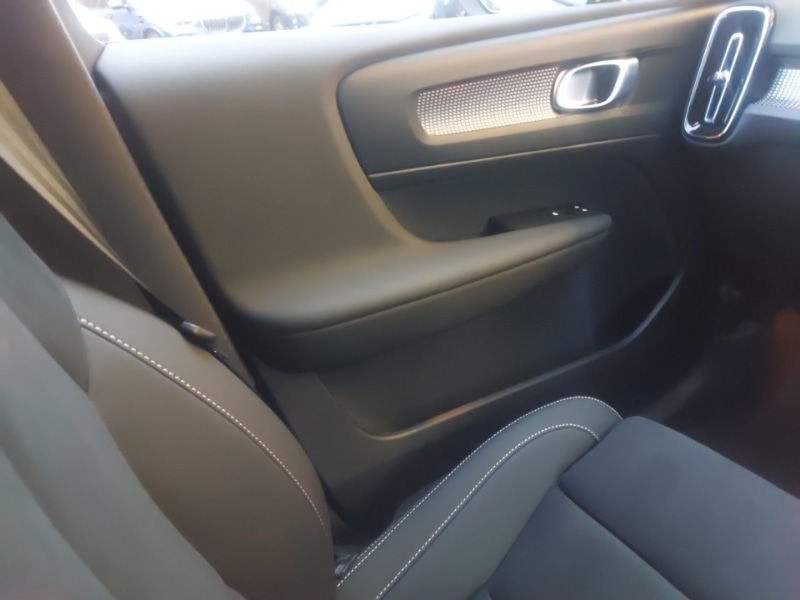 Used Volvo XC40 2025 for sale - 77540558: Photo 11