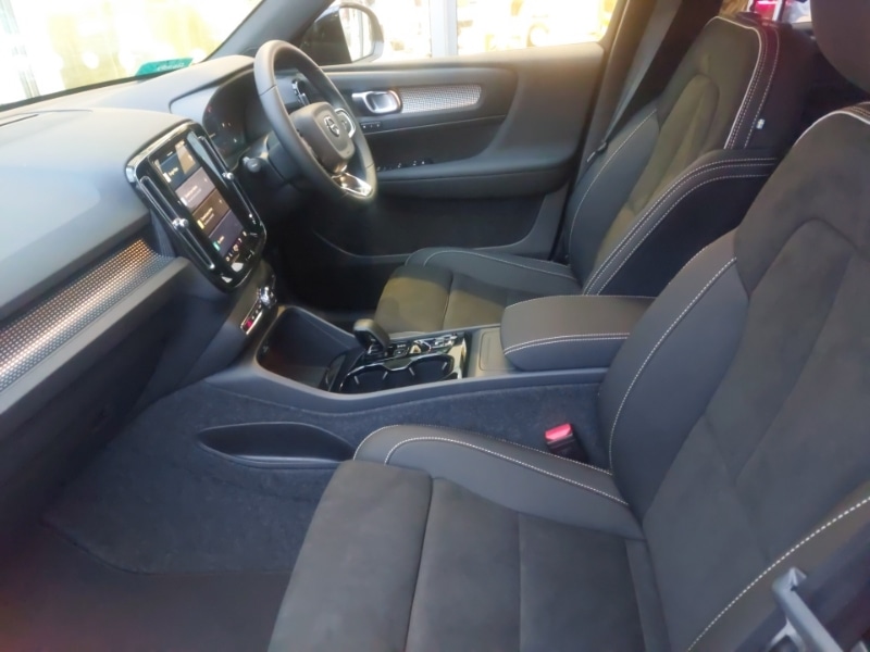 Used Volvo XC40 2025 for sale - 77540558: Photo 5