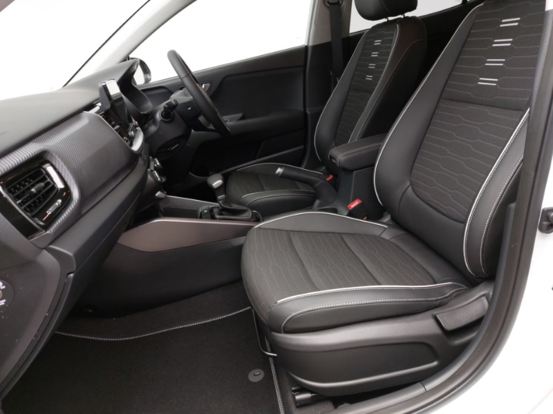 Used Kia Stonic 2025 for sale - 77954524: Photo 5